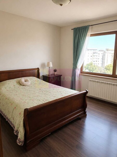 Apartament 4 camere, 98 mp, Vitan Mall, vedere panoramică